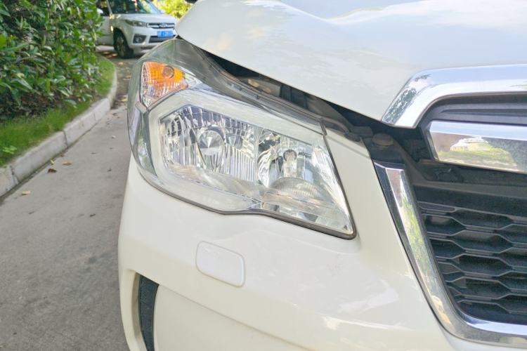 Used Subaru Forester 2015 2.5i Special Edition Commemorative Model Right Front Headlight