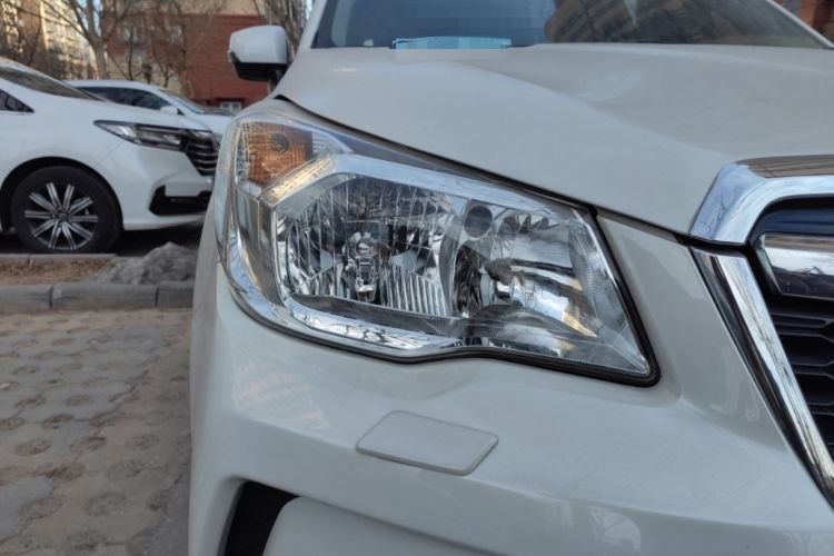 Used Subaru Forester 2015 2.0i Special Edition Commemorative Model Right Front Headlight