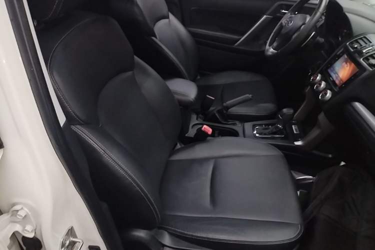 Used Subaru Forester 2015 2.0i Special Edition Commemorative Model Right Front Seat