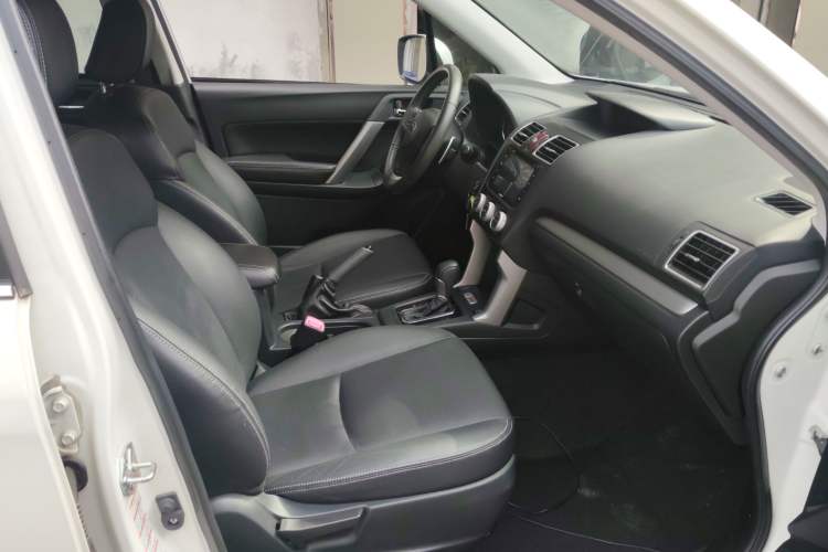 Used Subaru Forester 2015 2.0i Special Edition Commemorative Model Right Front Seat