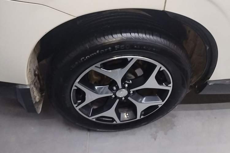 Used Subaru Forester 2015 2.0i Special Edition Commemorative Model Right Rear Wheel Hub