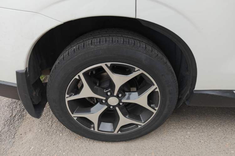 Used Subaru Forester 2015 2.0i Special Edition Commemorative Model Right Rear Wheel Hub