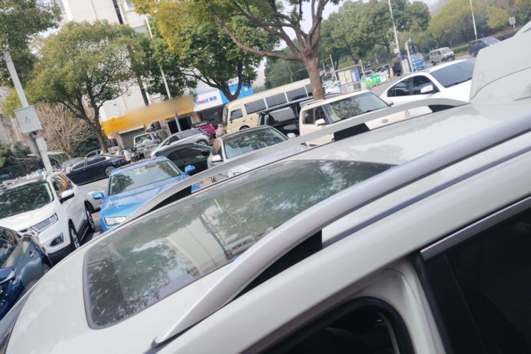 Used Subaru Forester 2015 2.0i Special Edition Commemorative Model Roof
