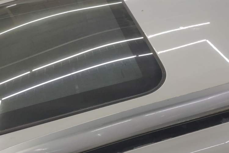 Used Subaru Forester 2015 2.0i Special Edition Commemorative Model Roof