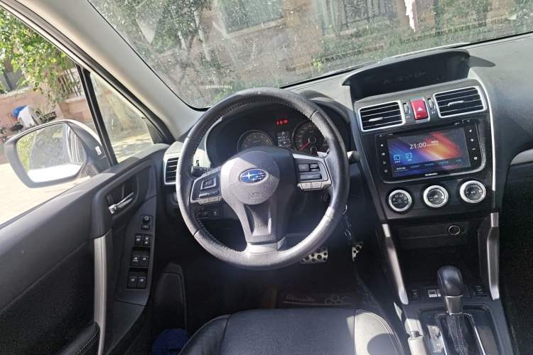 Used Subaru Forester 2015 2.0i Special Edition Commemorative Model Steering Wheel