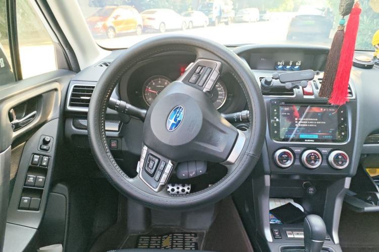 Used Subaru Forester 2015 2.5i Special Edition Commemorative Model Steering Wheel