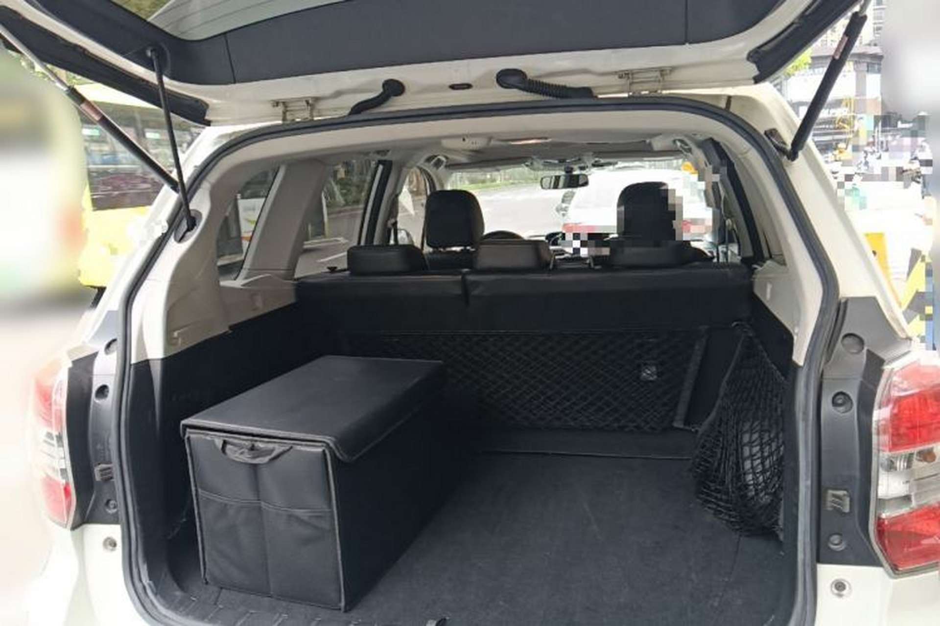 Used Subaru Forester 2015 2.5i Special Edition Commemorative Model Trunk