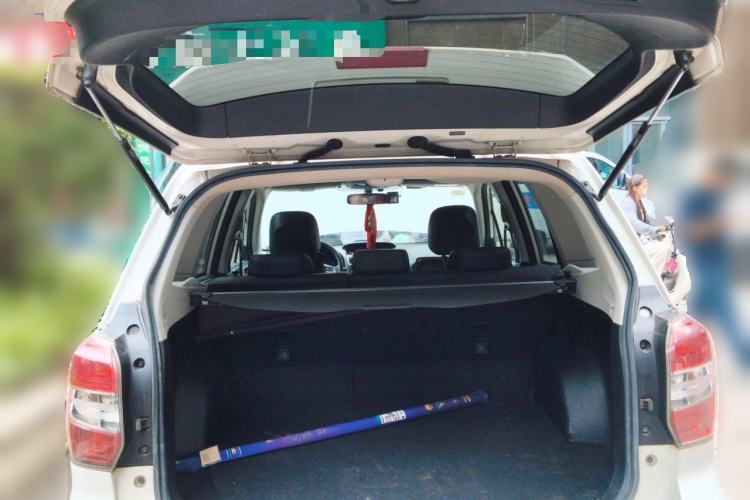 Used Subaru Forester 2015 2.0i Special Edition Commemorative Model Trunk