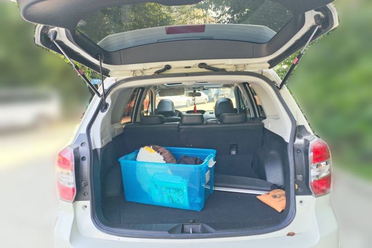 Used Subaru Forester 2015 2.5i Special Edition Commemorative Model Trunk
