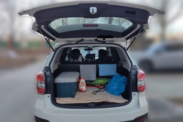 Used Subaru Forester 2015 2.0i Special Edition Commemorative Model Trunk