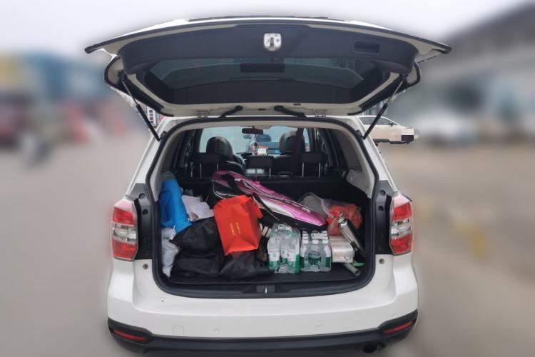 Used Subaru Forester 2015 2.0i Special Edition Commemorative Model Trunk