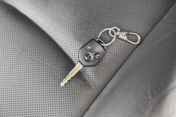 Used Subaru Forester 2015 2.0i Special Edition Commemorative Model Vehicle Key