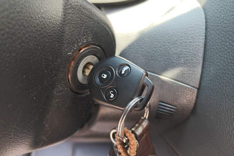 Used Subaru Forester 2015 2.0i Special Edition Commemorative Model Vehicle Key