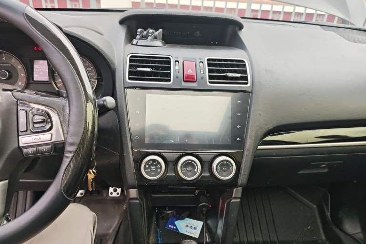 Used Subaru Forester 2016 2.0i Fashion Navigation Edition Audio And AC Panel