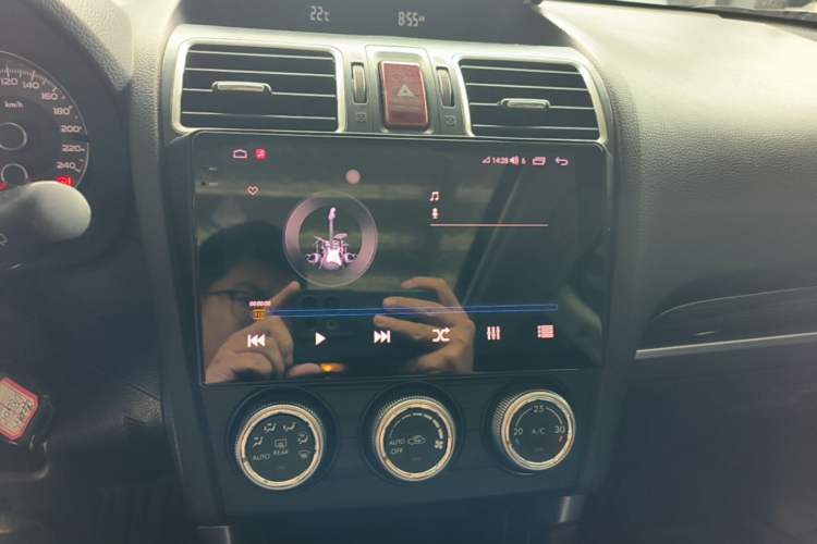 Used Subaru Forester 2016 2.0i Fashion Navigation Edition Audio And AC Panel