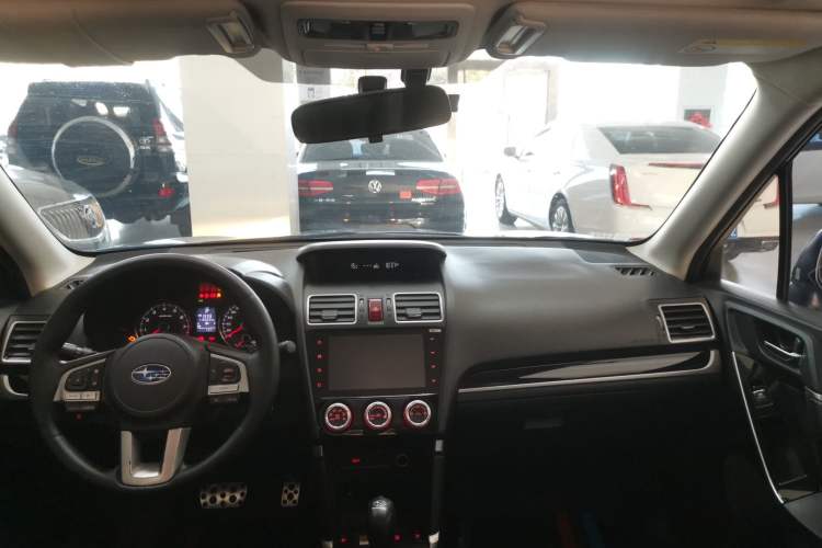 Used Subaru Forester 2016 2.0i Fashion Navigation Edition Center Console