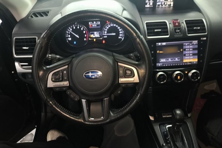 Used Subaru Forester 2016 2.5i Prestige Navigation Edition Center Console