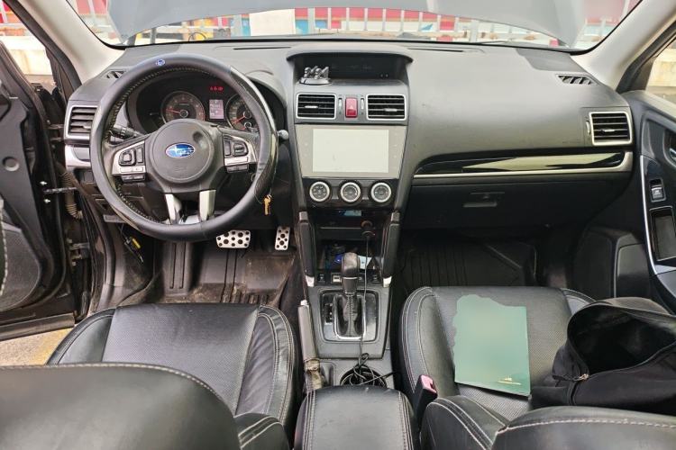 Used Subaru Forester 2016 2.0i Fashion Navigation Edition Center Console