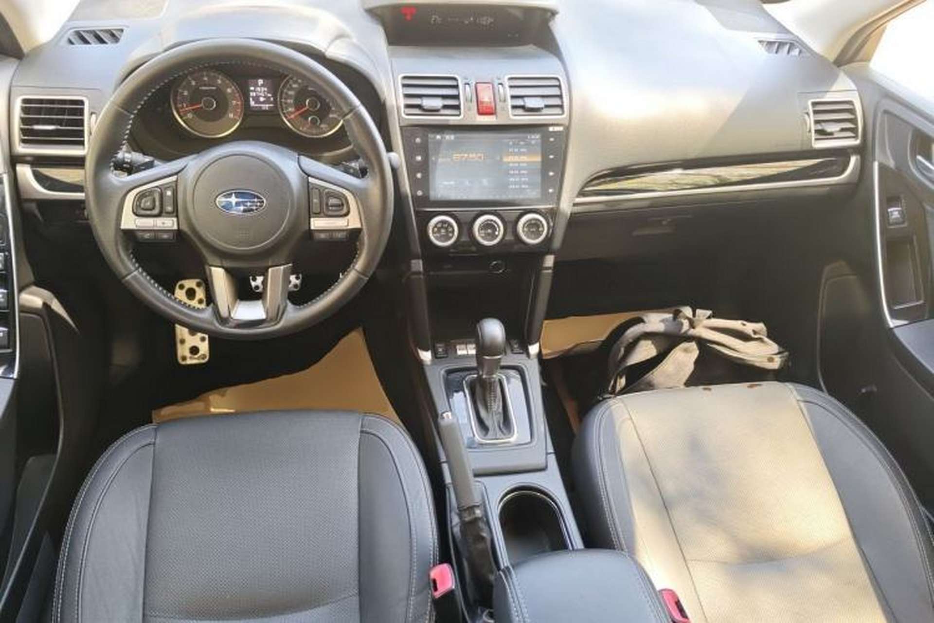 Used Subaru Forester 2016 2.0i Fashion Navigation Edition Center Console
