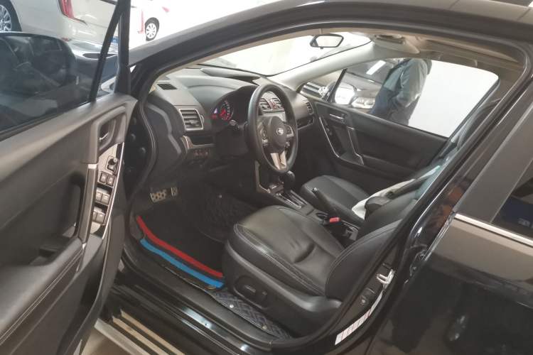 Used Subaru Forester 2016 2.0i Fashion Navigation Edition Driver Seat