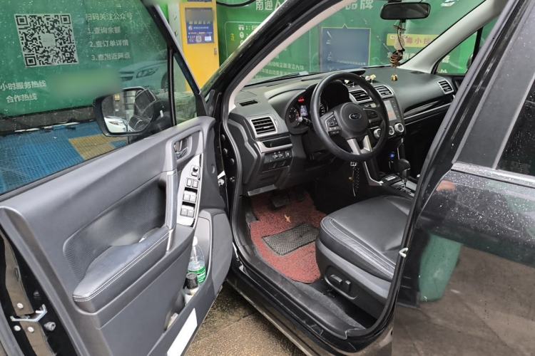 Used Subaru Forester 2016 2.0i Luxury Navigation Edition Driver Seat