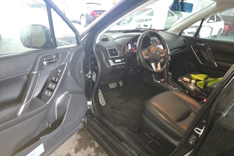 Used Subaru Forester 2016 2.0i Fashion Navigation Edition Driver Seat