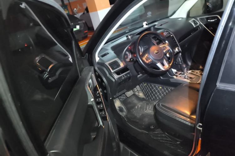 Used Subaru Forester 2016 2.0i Luxury Navigation Edition Driver Seat