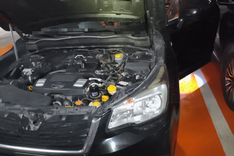 Used Subaru Forester 2016 2.0i Luxury Navigation Edition Engine Bay Left
