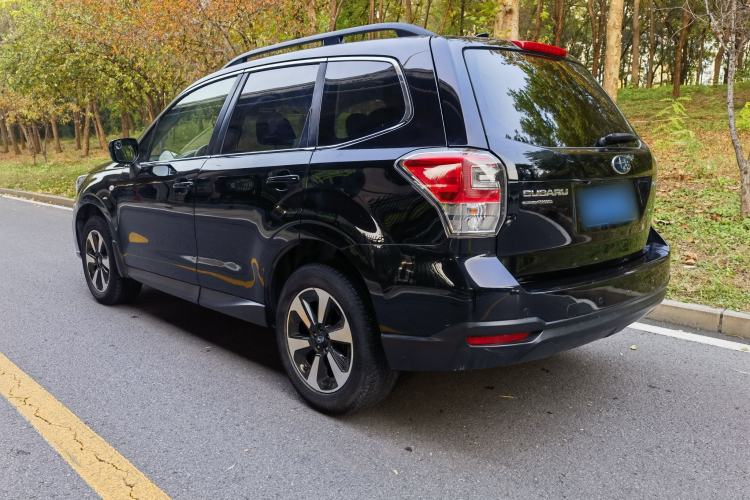 Used Subaru Forester 2016 2.0i Luxury Navigation Edition Exterior 3