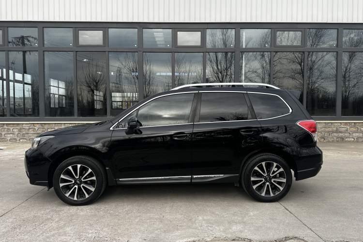 Used Subaru Forester 2016 2.5i Prestige Navigation Edition Exterior 3