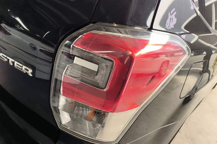 Used Subaru Forester 2016 2.0i Fashion Navigation Edition Exterior 3