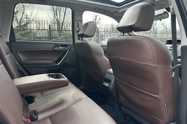 Used Subaru Forester 2016 2.5i Prestige Navigation Edition Exterior 8