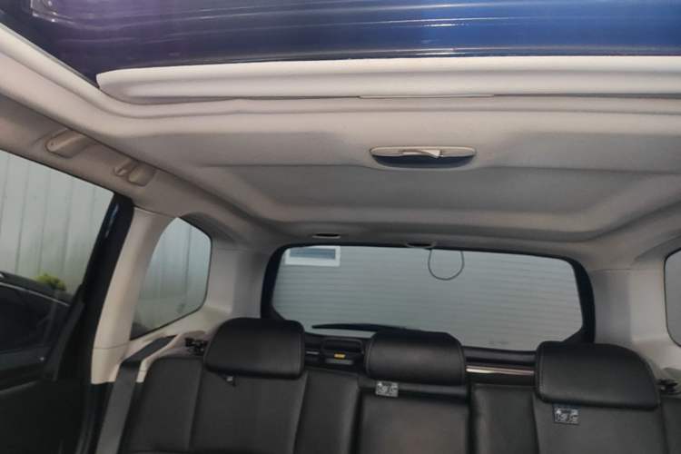 Used Subaru Forester 2016 2.0i Luxury Navigation Edition Headliner