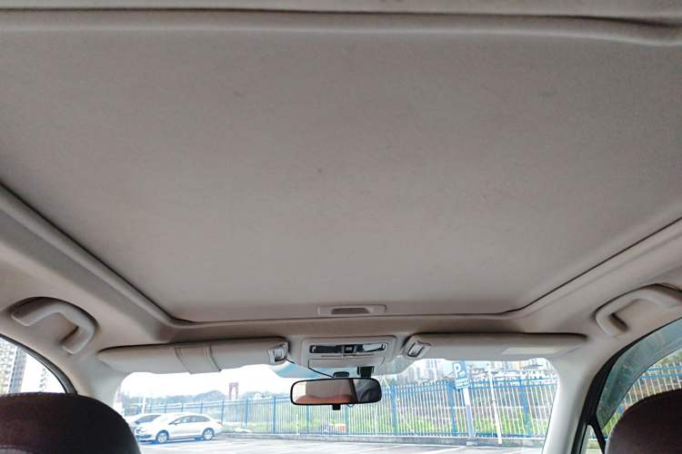 Used Subaru Forester 2016 2.5i Prestige Navigation Edition Headliner