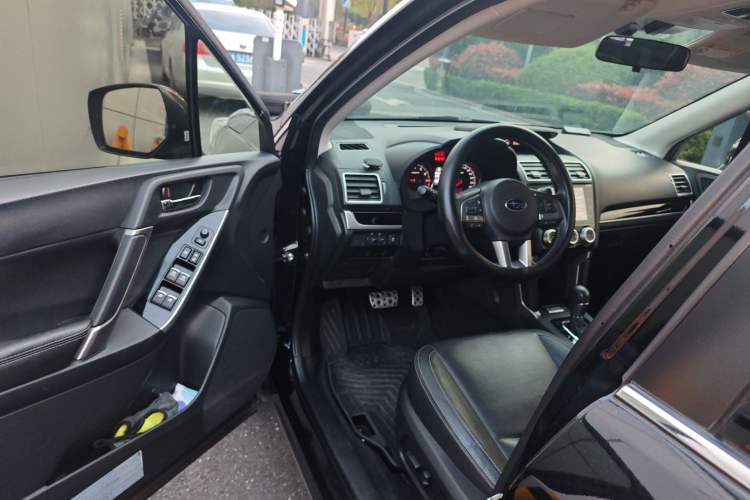 Used Subaru Forester 2016 2.0i Fashion Navigation Edition Interior 3