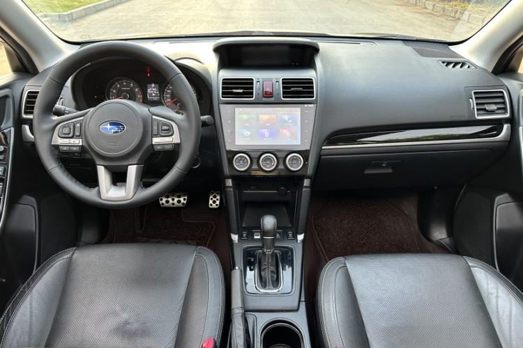 Used Subaru Forester 2016 2.0i Fashion Navigation Edition Interior 3