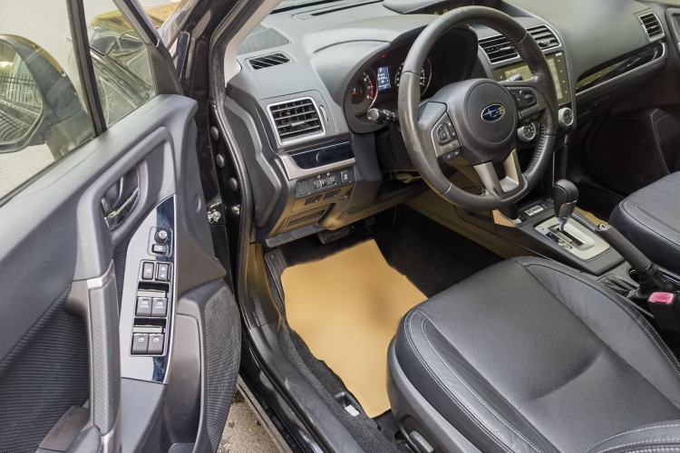 Used Subaru Forester 2016 2.0i Luxury Navigation Edition Interior 6