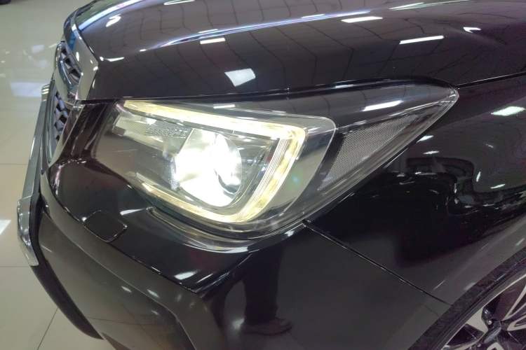 Used Subaru Forester 2016 2.5i Prestige Navigation Edition Left Front Headlight