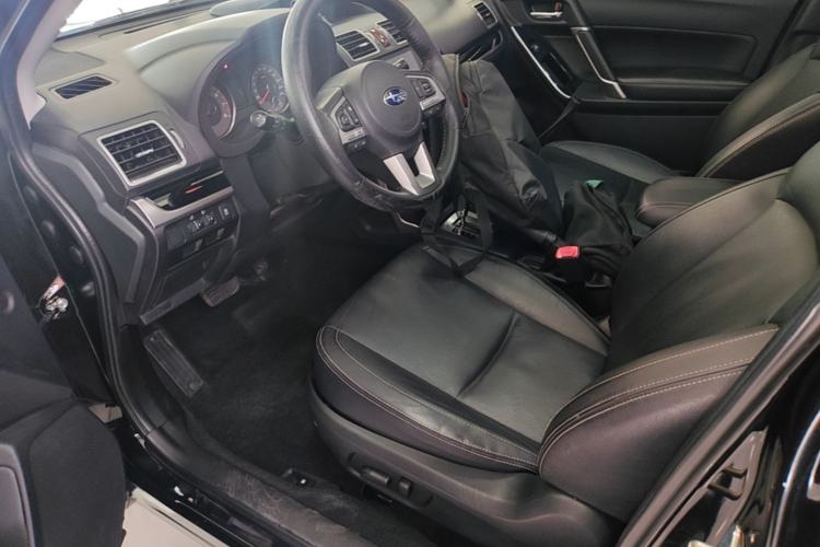 Used Subaru Forester 2016 2.0i Luxury Navigation Edition Left Front Seat