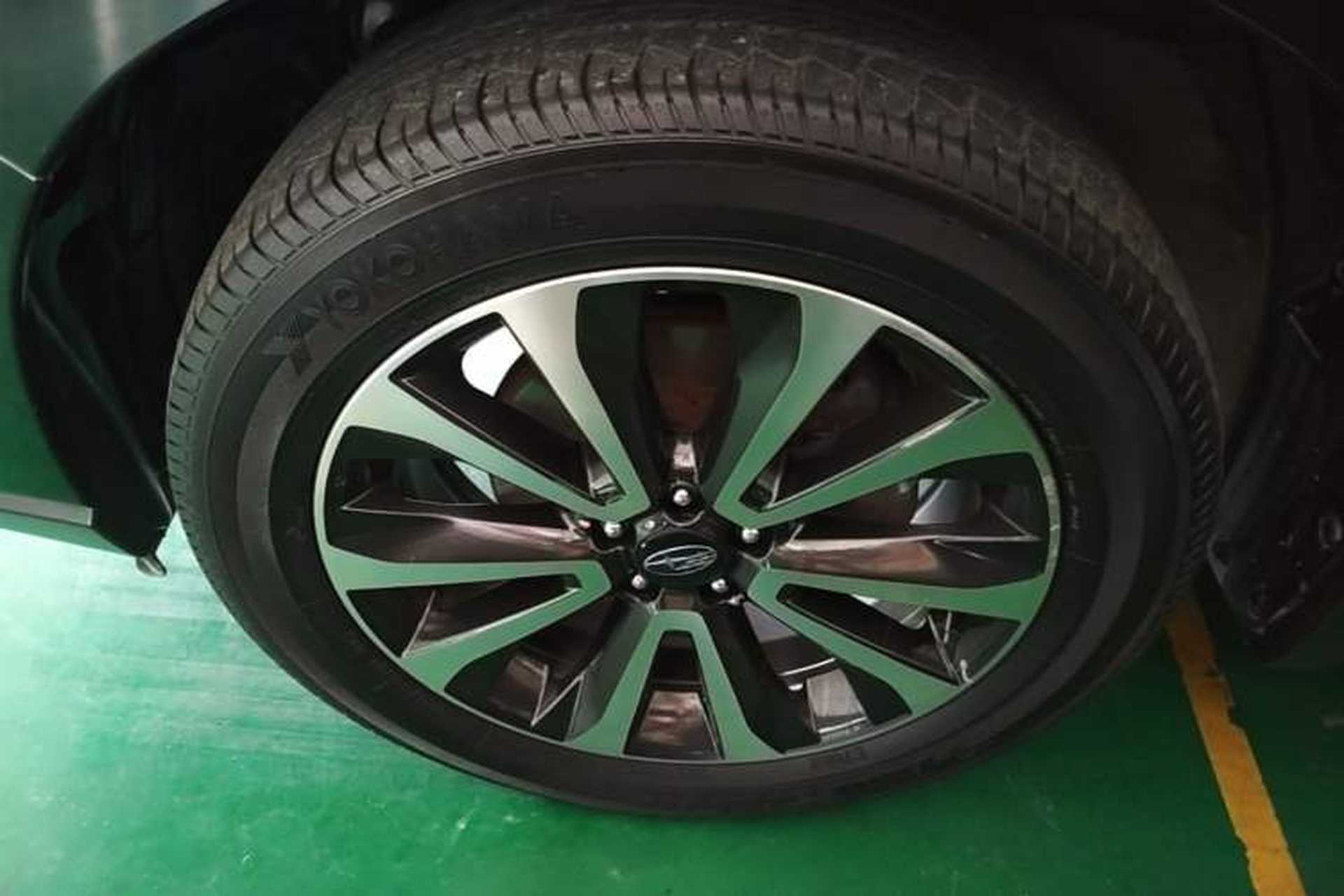 Used Subaru Forester 2016 2.5i Prestige Navigation Edition Left Front Wheel Hub