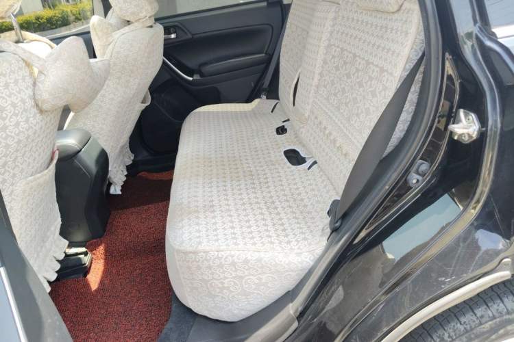 Used Subaru Forester 2016 2.0i Luxury Navigation Edition Left Rear Seat