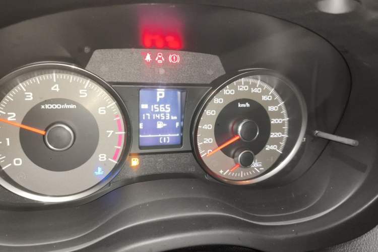 Used Subaru Forester 2016 2.0i Luxury Navigation Edition Odometer Close Up