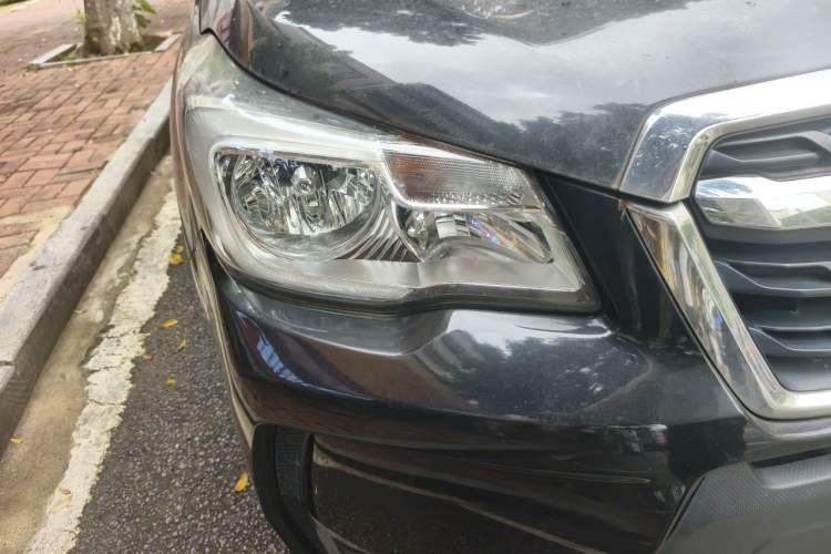 Used Subaru Forester 2016 2.0i Fashion Navigation Edition Right Front Headlight