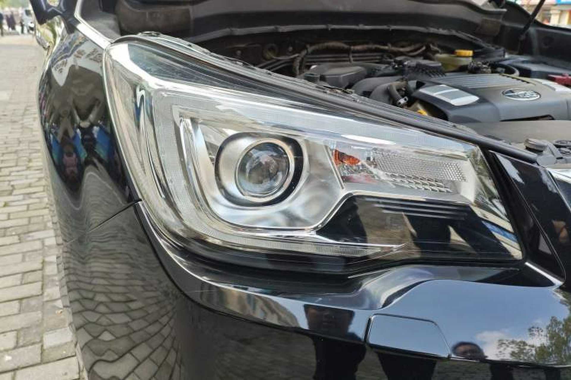 Used Subaru Forester 2016 2.5i Luxury Navigation Edition Right Front Headlight