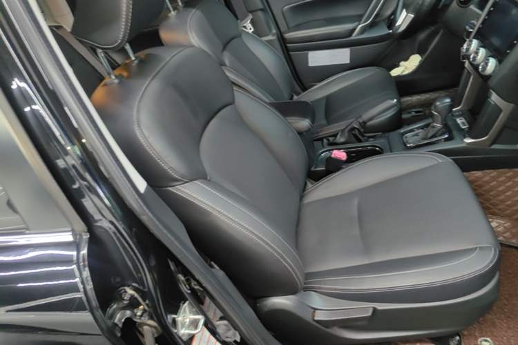Used Subaru Forester 2016 2.0i Fashion Navigation Edition Right Front Seat