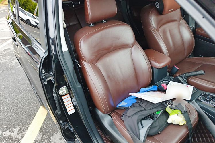 Used Subaru Forester 2016 2.5i Prestige Navigation Edition Right Front Seat
