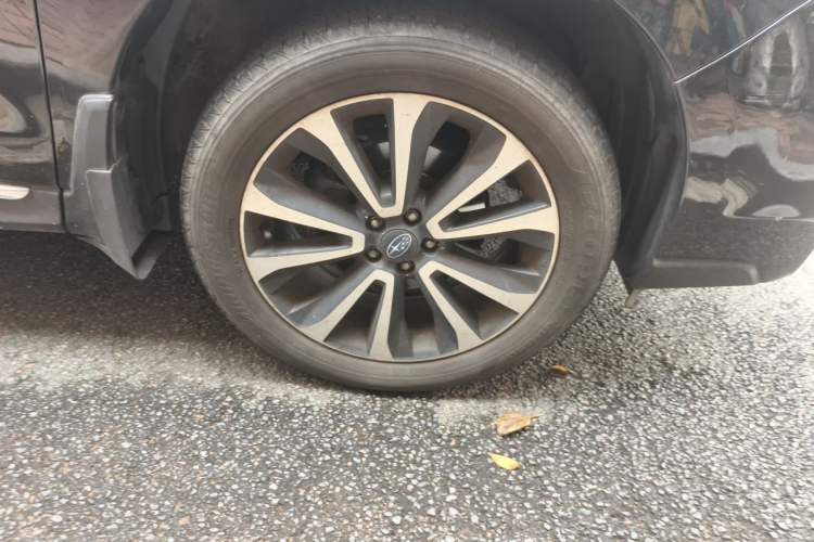 Used Subaru Forester 2016 2.0i Fashion Navigation Edition Right Front Wheel Hub