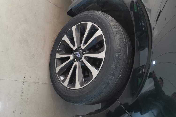 Used Subaru Forester 2016 2.0i Fashion Navigation Edition Right Front Wheel Hub