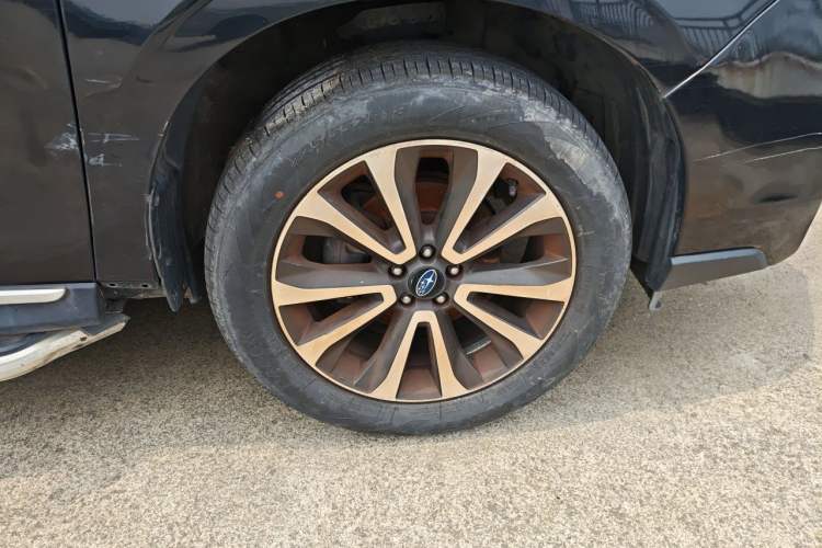 Used Subaru Forester 2016 2.0i Fashion Navigation Edition Right Front Wheel Hub