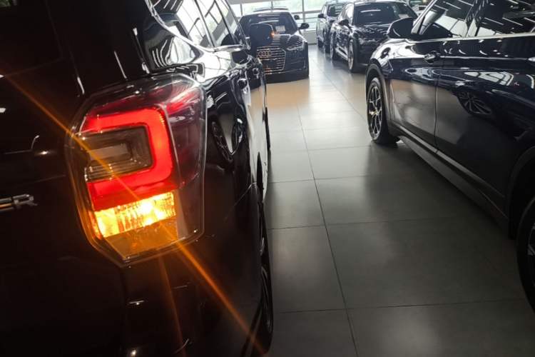 Used Subaru Forester 2016 2.5i Prestige Navigation Edition Right Rear Taillight
